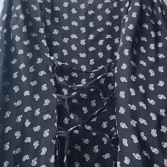 Vintage 90s Cinch Laced Front 100% Printed Viscose Midi Dress - Picture 2 of 8